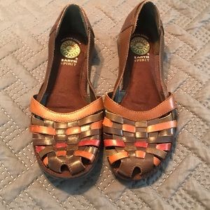 Earth Spirit closed toed sandals